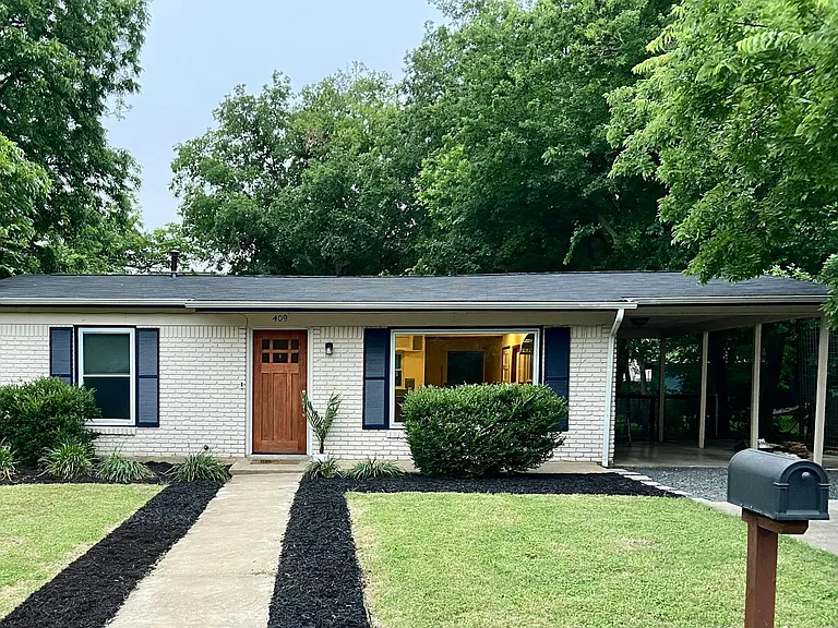 409 Wilmes Dr — Photo 17