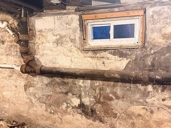 5th image of 159 Stewart Avenue