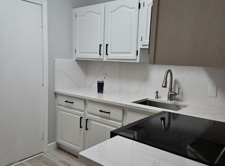4 Brook Rd, Salem, NH 03079
