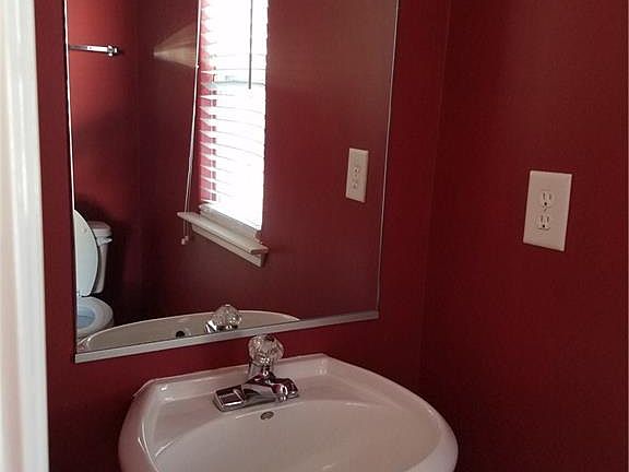 3rd image of 2043 Nicklaus Dr