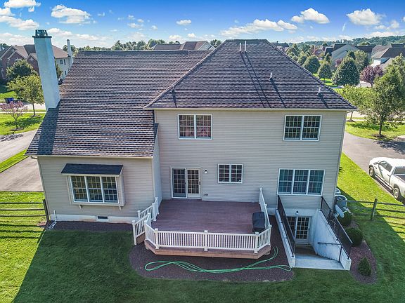 2nd image of 41 Waterton Dr