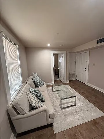 1514 Joseph St #B — Photo 10