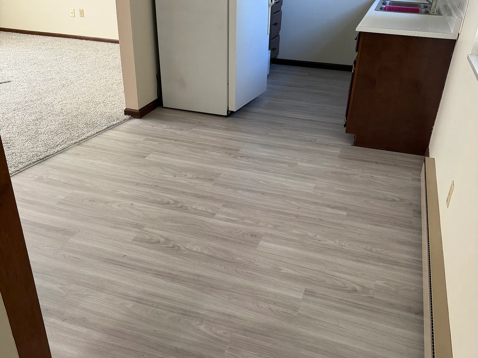 2 bed, 820 sqft, $1,200 — Photo 2