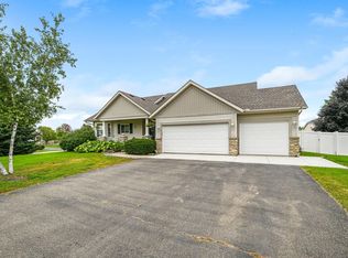 19722 Cabrilla Way, Farmington, MN 55024