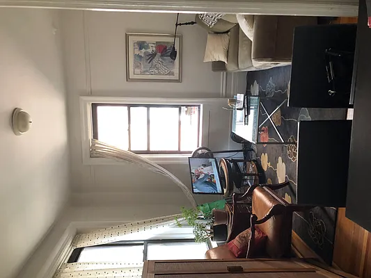 Rented by Mark Greenberg Real Estate | media 12