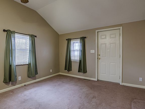 4th image of 1311 S Pope Ave