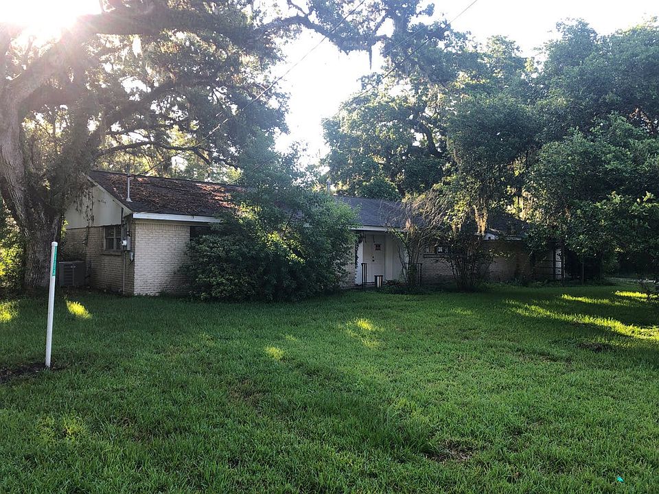 1st image of 1513 S Columbia Dr