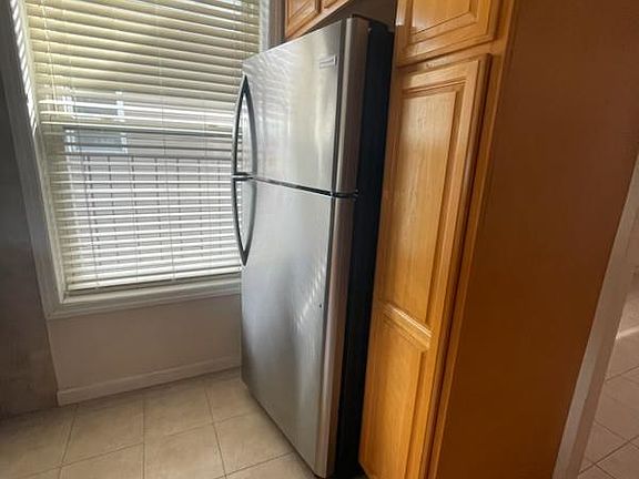 5th image of 8724 17th Ave Floor 2