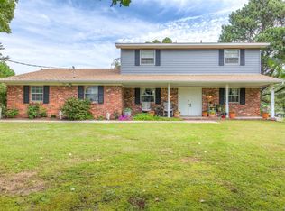 2290 S 70th St E, Muskogee, OK 74403