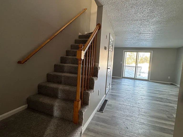 323 Fox Hollow Dr #323 — Photo 12