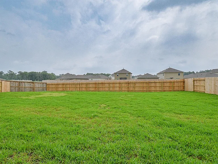 21811 Carpineti Ln — Photo 36