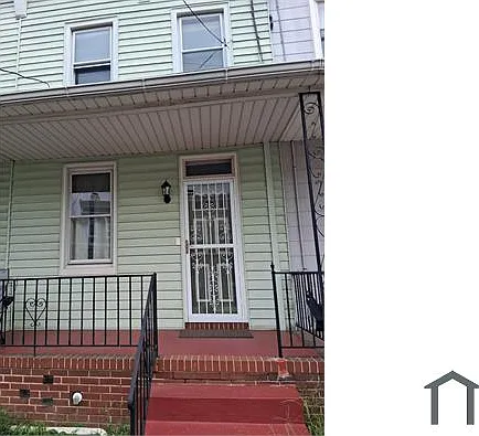 2 bed, 904 sqft, $1,600 — Photo 2