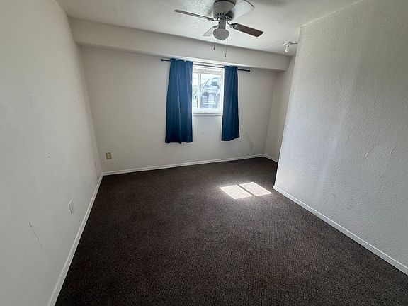 4th image of 323 Covert Ln #1/2