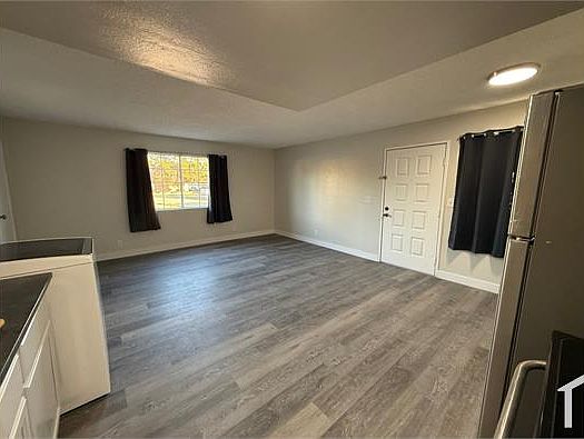 3rd image of 632 Triest Ct APT A