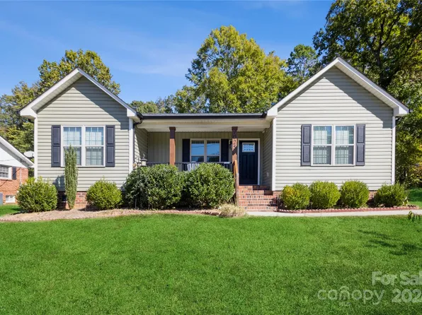 1025 Hoke St, Kannapolis, NC 28081