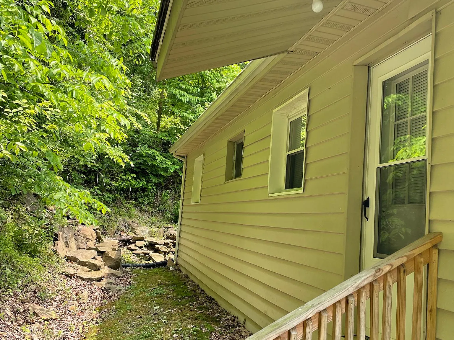 3708 E Shelbiana Rd — Photo 2