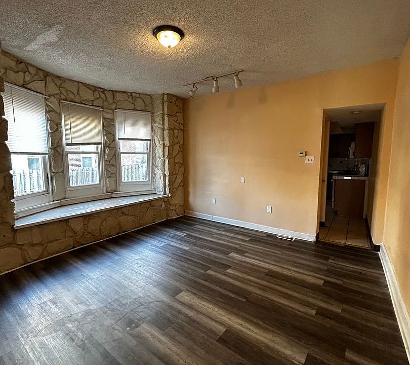 1st image of 133 Liberty St #1
