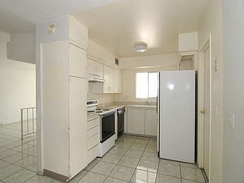 3rd image of 3705 El Conlon Ave