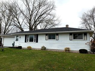 2196 W County Road Y, Oshkosh, WI 54904