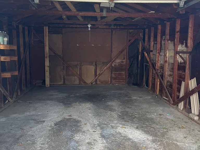 1298 Ada St — Photo 15