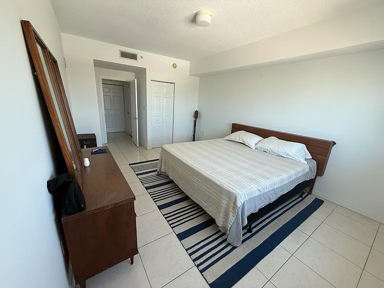 140 S Dixie Hwy #905 — Photo 18