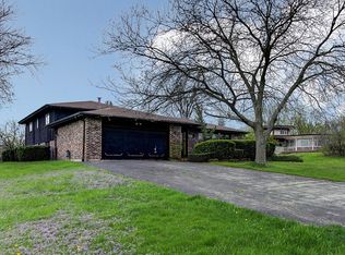 8007 W 129th St, Palos Park, IL