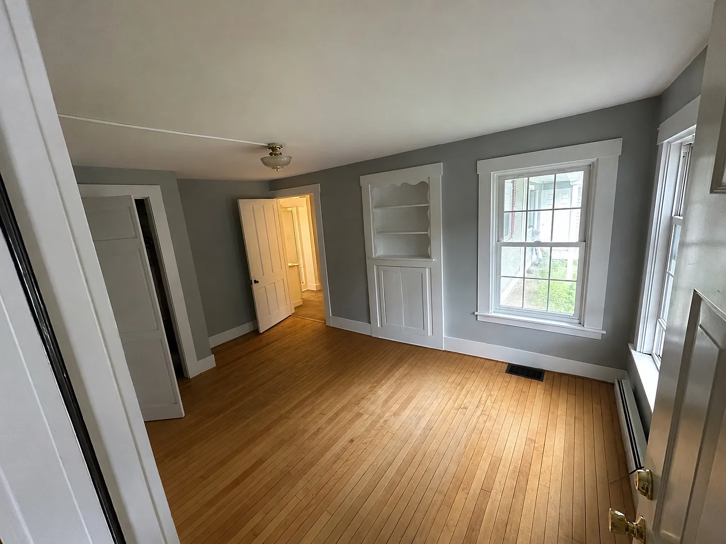 1 bed, 800 sqft, $1,200 — Photo 1