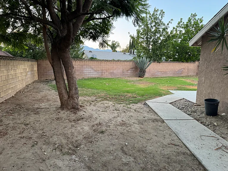 15840 Rainbow Dr — Photo 34