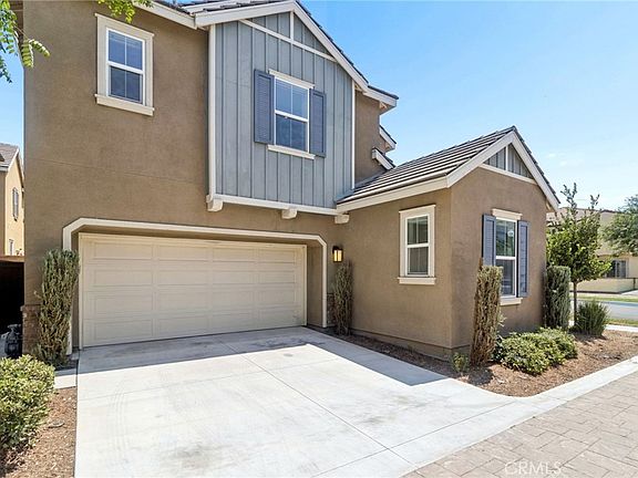 2nd image of 2811 E Kendall Ln