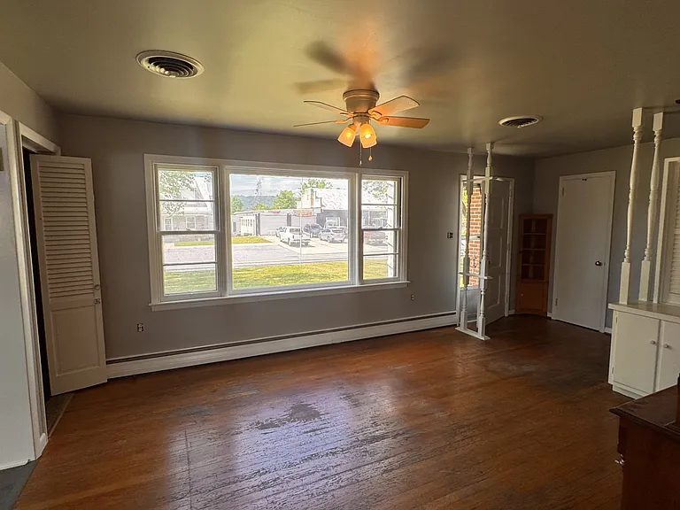 10033 Jonestown Rd — Photo 18