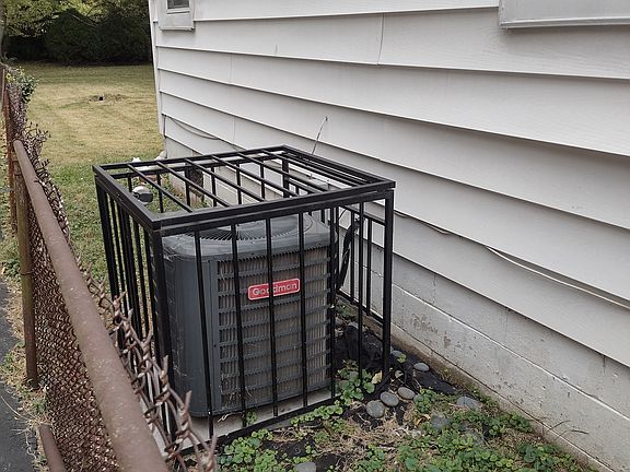 4th image of 2732 Annapolis Ave