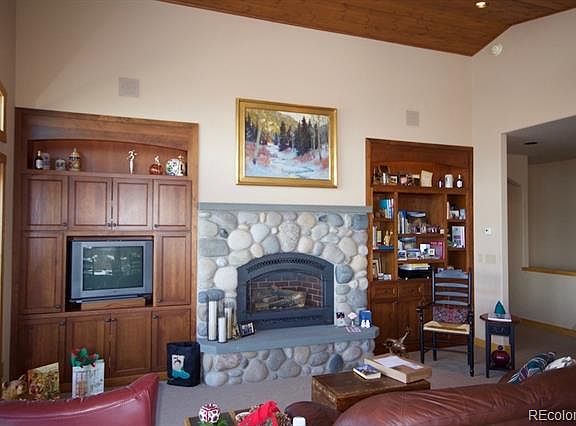 5th image of 2146 Clubhouse Dr