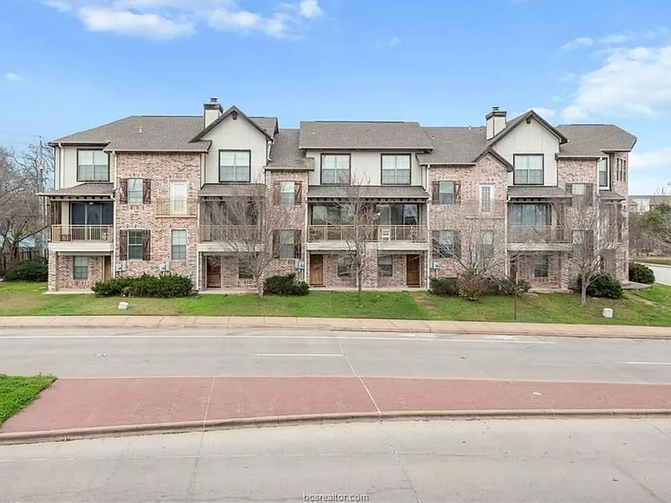 351 George Bush Dr E