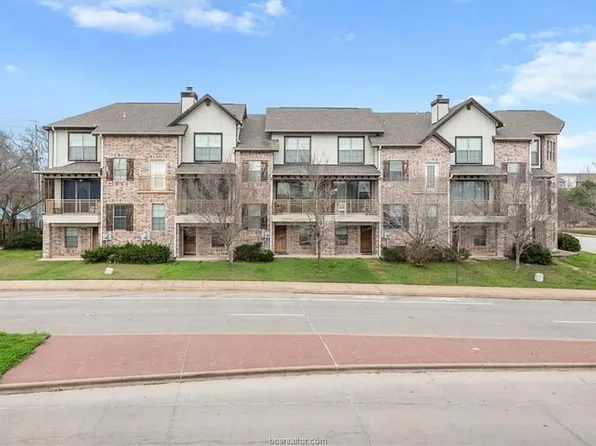 351 George Bush Dr E, College Station, TX 77840