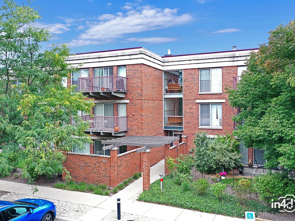1st image of 411 Kelburn Rd APT 121