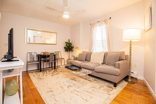1002 Tremont St #1-ID1237929P Photo 1