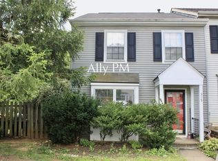 315 Glade Ln, Charlottesville, VA 22901