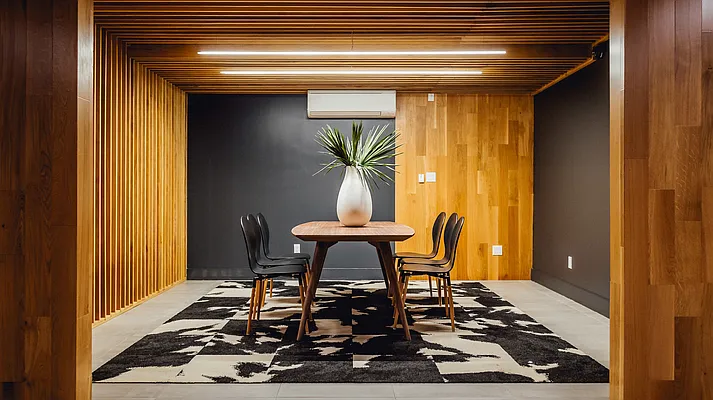 Rented by Nooklyn NYC LLC | media 18