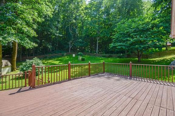 4th image of 119 Five Oaks Dr