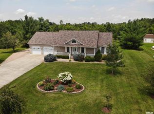 5169 Baker Rd, Salem, IL 62881