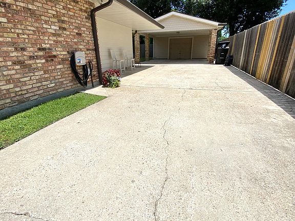 3rd image of 512 Moncla Ave