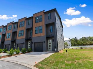 150 Blue Eden Loop, Pt Washington, FL 32459