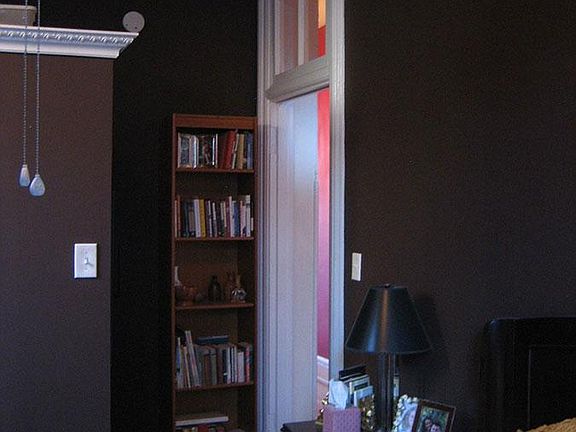 5th image of 204 W 8th St APT 28