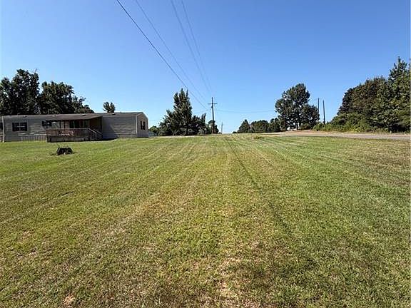 3rd image of 6807 Highway 772 W