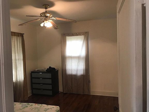 Bedroom #1