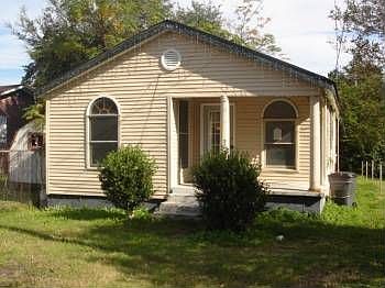 2nd image of 2448 Surprise St