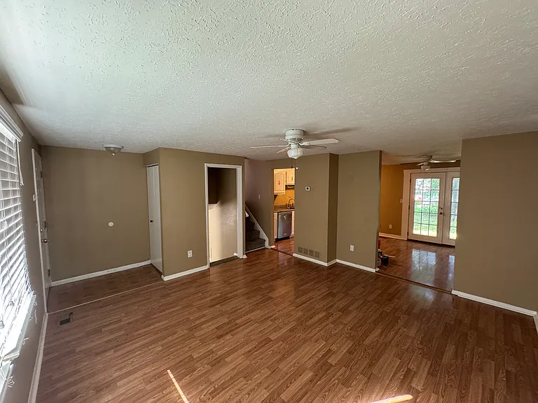 4112 Northumberland Dr — Photo 4