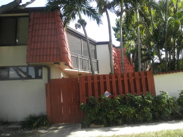 3683 Victoria Drive, West Palm Beach, FL 33406