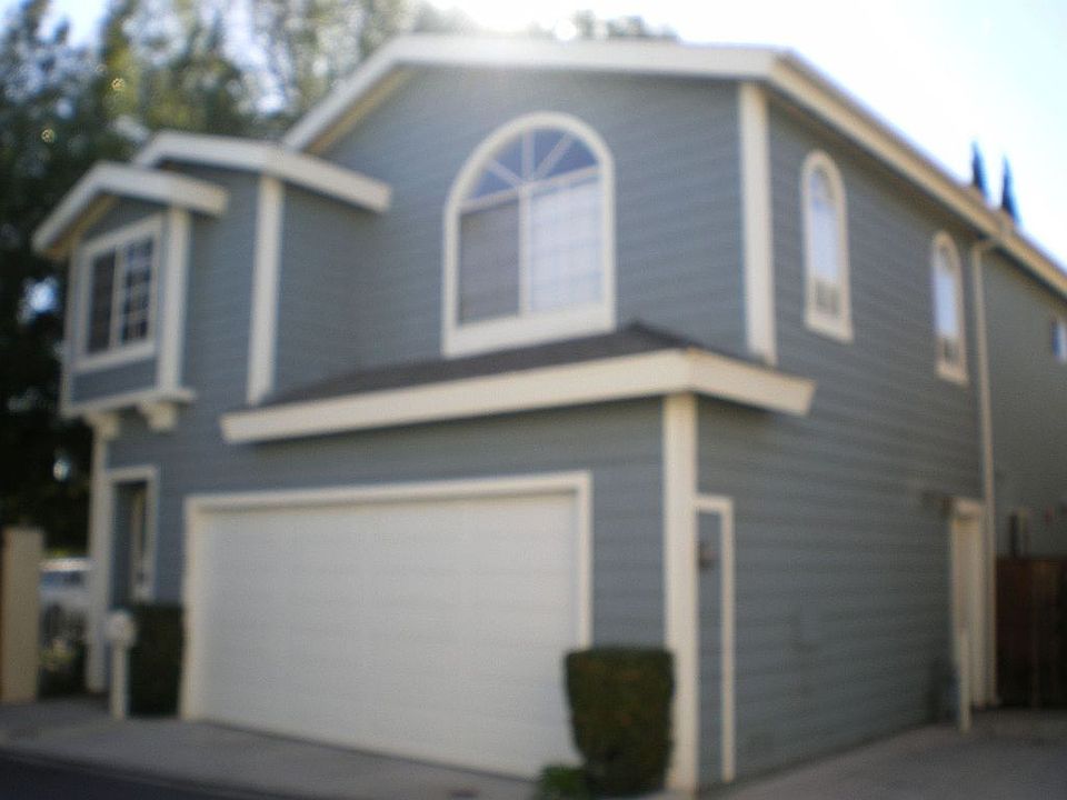 1st image of 15100 Providence Ln