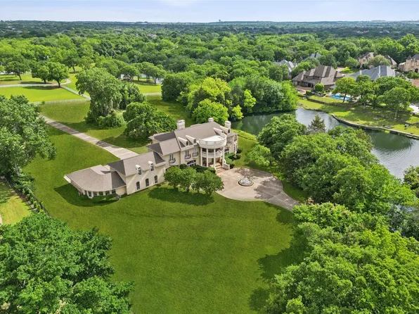 800 John McCain Rd, Colleyville, TX 76034